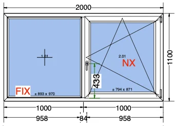 Moderne kunststof schuifpui in een woonhuis met glazen ramen en aluminium frame aan een groene tuinzijde